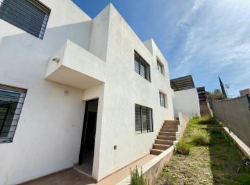 Casa de 7 ambientes, La Calera · ¡Oportunidad! - Venta Dúplex 2 Dorm. - Housing en Cuesta Colorada Apto Crédito