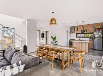 Casa de 4 ambientes, Pilar · Casa en Venta en Santa Emilia – Pilar del Este | Orientación Ne | Pileta | Lote de 478 m²