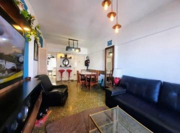Departamento · 52m² · 3 Ambientes · Departamento 3 Ambientes con Balcón Al Frente