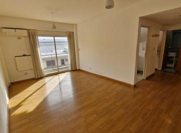Departamento · 44m² · 2 Ambientes · 1 Cochera · Depto 2 Ambientes con Cochera y Balcón Caballito