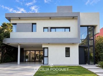 Casa · 285m² · 5 Ambientes · 2 Cocheras · Casa en Venta Barrio Venado II Canning Apto Crédito