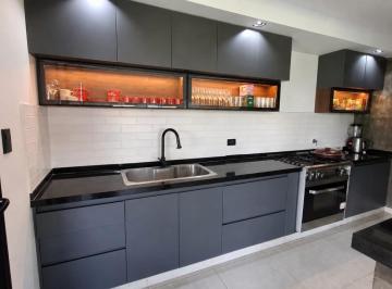 Campo · 294m² · 4 Ambientes · 2 Cocheras · Casa en Venta Los Nogales Country Portal del Sol