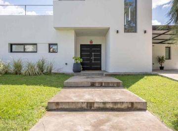 Casa · 186m² · 6 Ambientes · 4 Cocheras · Casa en Venta - El Naudir - Permuta o Financiacion
