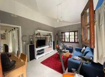Casa · 133m² · 5 Ambientes · 2 Cocheras · Chalet a Estrenar en Los Manantiales – Huerta Grande