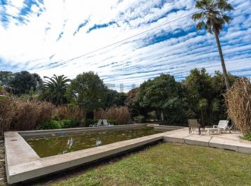 Terreno · 850m² · Terreno con Pileta en Venta en Villa Elisa.