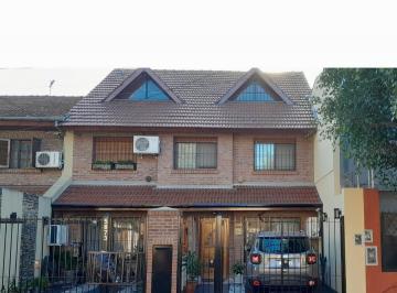 Casa de 5 ambientes, San Isidro · Excelente Triplex Dueño Directo