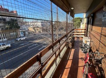 Departamento · 60m² · 3 Ambientes · Venta. Departamento 3 Amb + Dep. Carabobo y Primera Junta.