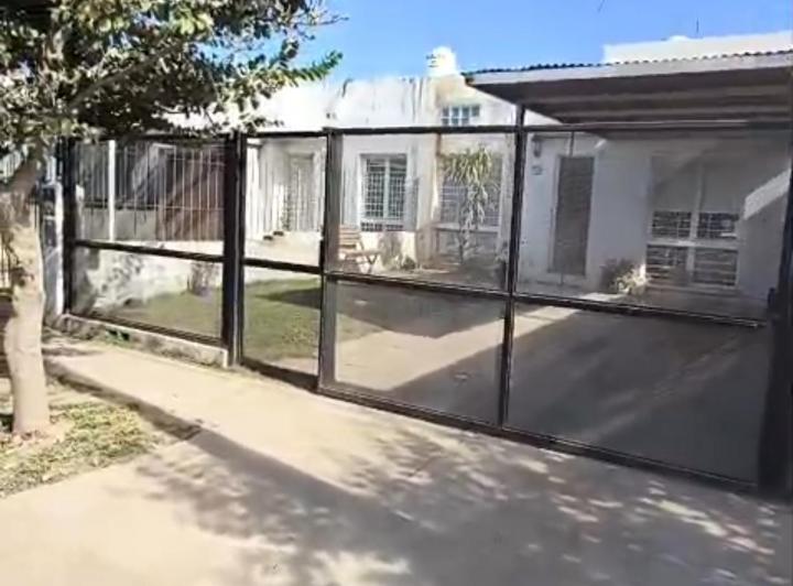 Casa · 24m² · 3 Ambientes · 1 Cochera