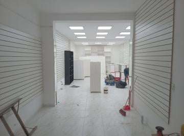 Local comercial de 4 ambientes, Cipolletti · Alquilo Local Comercial