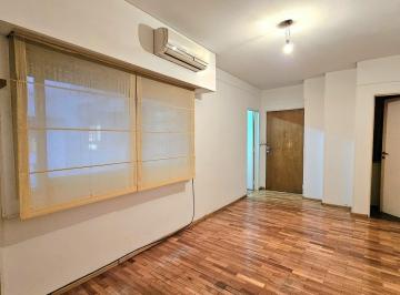 Departamento · 30m² · 1 Ambiente · Av La Plata 200 - Monoambiente con Cocina Independiente y Baño Completo - Caballito