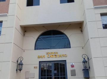 Departamento de 4 ambientes, Godoy Cruz · Departamento en Alquiler - Zona Hospital Español