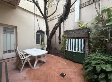Casa · 220m² · 5 Ambientes · 1 Cochera · Casa en Venta de 3 Dorm. en Rosario - Barrio Republica de La Sexta