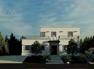 Casa · 260m² · 5 Ambientes · Casa en Venta a Barrio Arenas del Sur
