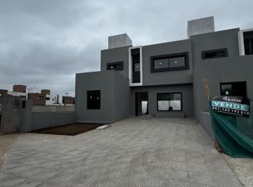 Casa · 190m² · 3 Dormitorios · Casa - Claros Village