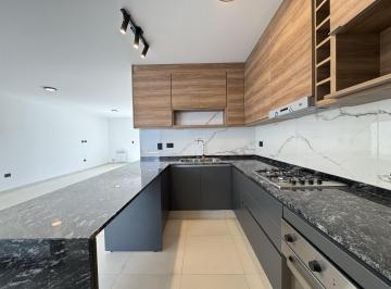 Casa · 196m² · 6 Ambientes · 2 Cocheras · Duplex a Estrenar en Mansos del Sur