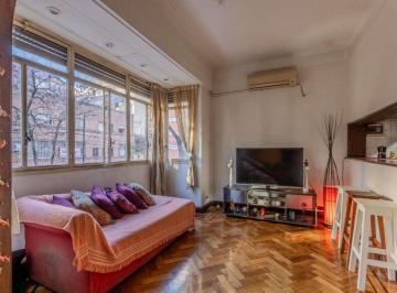 Departamento · 63m² · 4 Ambientes · Venta 3 Ambientes Almagro Balcón Depend y Lavadero