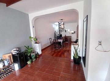 PH · 230m² · 5 Ambientes · Venta en Block 2 PH 2 y 3 Amb + Local en Florida