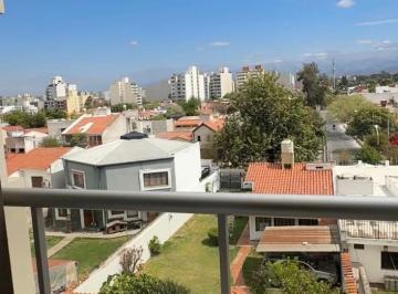 Departamento · 1 Cochera · Alquiler Monoambiente Av Bicentenario