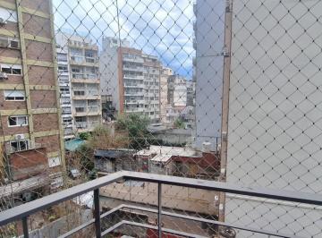 Departamento · 30m² · 1 Ambiente · Alquiler Departamento Monoambiente con Balcón A/profesional A/mascotas Coghlan Belgrano R