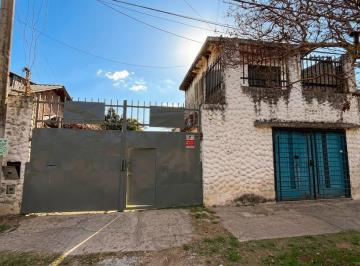 Bodega-Galpón · 200m² · Venta/permuta Galpon con Oficina