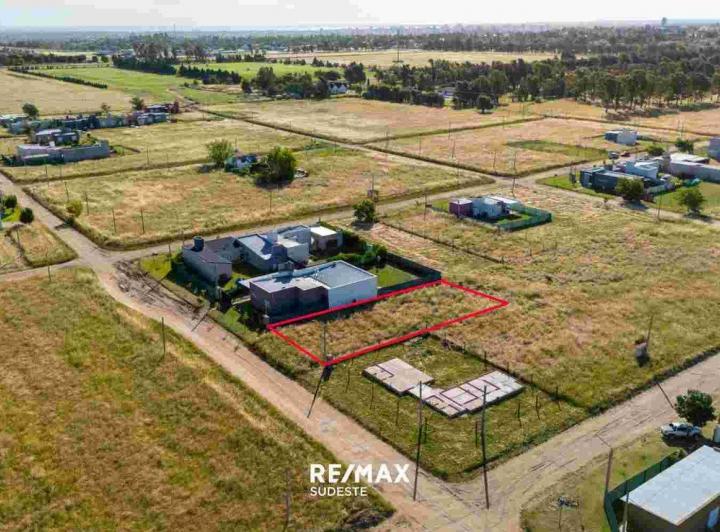 Terreno · 653m²