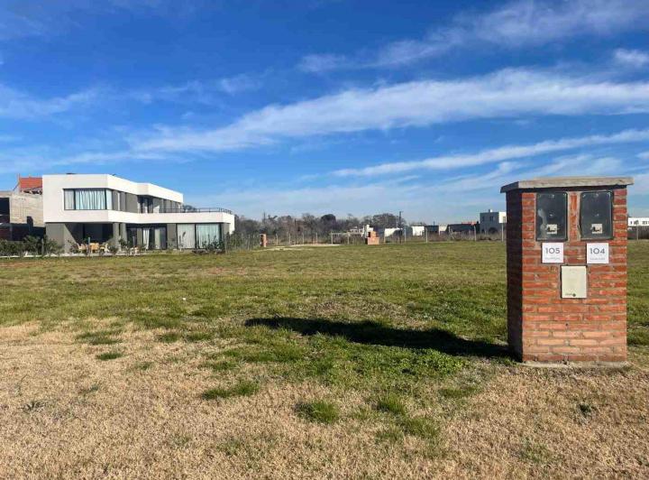 Terreno · 601m²