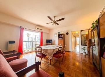 Departamento · 74m² · 4 Ambientes · 1 Cochera · 4 Amb. Muy Luminoso, Baulera y Cochera!
