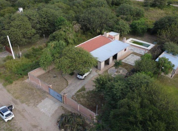 Casa · 80m² · 3 Ambientes · 2 Cocheras