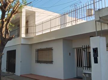 Casa de 4 ambientes, Villa Constitución · Casa en Venta. Dueño Directo. 4 Dorm. Villa Const Santa Fe