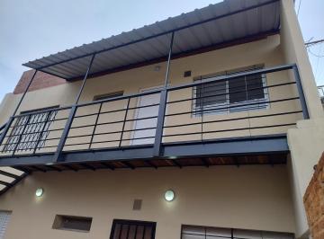PH de 2 ambientes, Rosario · Dueño Alquila Departamentos de Pasillo de 2 Habitaciones Tipo PH