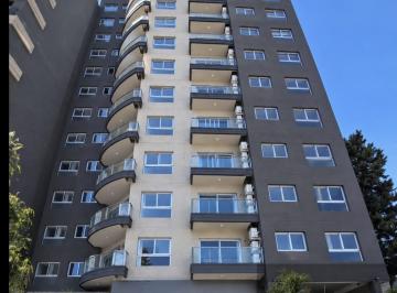 Departamento · 140m² · 4 Ambientes · 1 Cochera · Departamentos de 2. 3 y 4 Ambientes en Alquiler