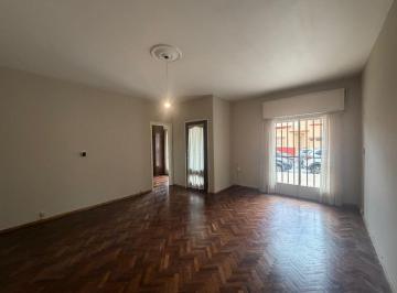 Departamento · 85m² · 4 Ambientes · Apartamento Tipo Casa, pocitos - Patio Para Entrar