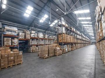 Depósito · 2490m² · Excelentes Naves Industrial de 2490 m² Cubiertos en Hurlingham