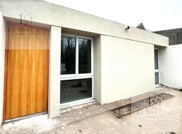 Casa · 115m² · 3 Ambientes · 2 Cocheras · Vneta Casa 2 Dorm. Barrio Cardenales, Neuquén