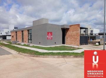 Casa de 6 ambientes, Córdoba · Venta Bº Colinas de Manantiales Duplex 2 Dor Mza 71 Lote 01b