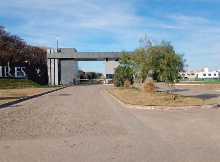 Terreno · 490m²