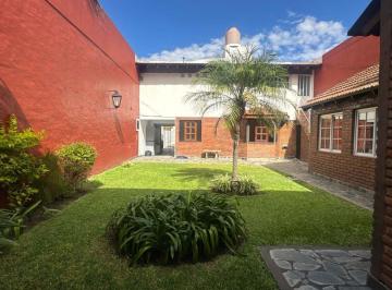 PH · 290m² · 5 Ambientes · 1 Cochera · Venta PH 5amb Jardin/quincho/cochera A/c V. Lopez