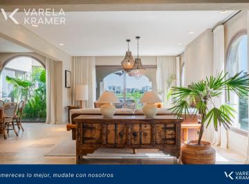 Casa · 351m² · 7 Ambientes · 4 Cocheras · Casa en Venta en Escobar - Barrio Costas Puertos del Lago