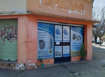 Local comercial · 32m² · 1 Ambiente · Local en Alquiler