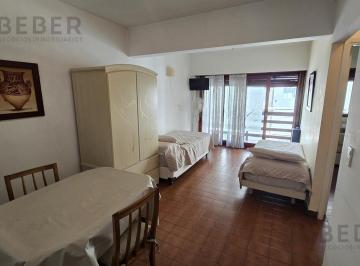 Departamento · 26m² · 1 Ambiente · Departamento 1 Amb a La Calle con Balcon Corrido 32 m² Totales