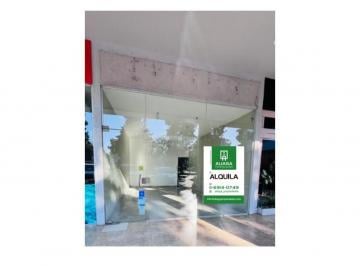 Local comercial · 40m² · Alquiler - Local en Bella Vista - Estacionamiento