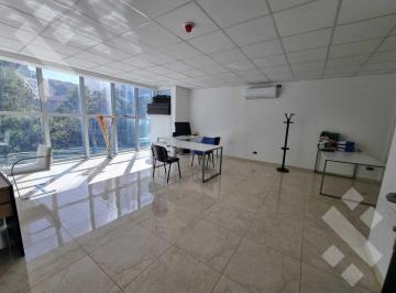 Oficina comercial · 58m² · Oficina en Capital