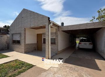 Casa · 82m² · 5 Ambientes · 1 Cochera · Casa en Venta en Barranqueras Apto Credito