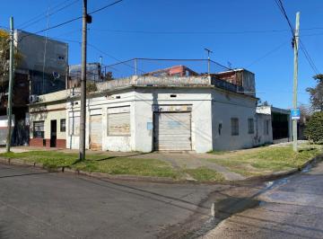 Terreno · 155m² · Lote en Esquina en J. L. Suárez. Doble Vivienda a Refaccionar Local Comercial Listo Para Alquilar