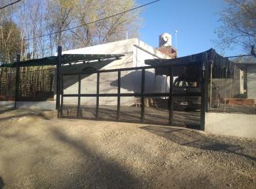 Casa · 156m² · 4 Ambientes · 2 Cocheras · Venta Casa a Terminar 2 Dor - con Pileta - Casa Grande