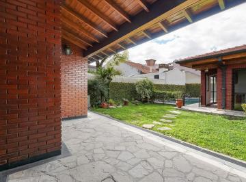 Casa · 292m² · 4 Ambientes · 2 Cocheras · Casa en Ramos Mejia Sur