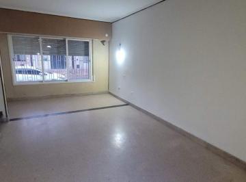 Departamento de 4 ambientes, Rosario · Alquiler - Casa Pb y Pa de 2 Dorm. + Amplia Terraza - Pte. Quintana 764, Rosario