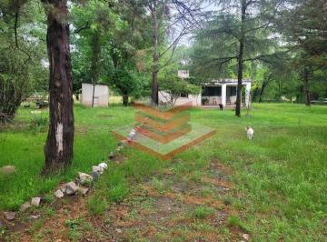 Casa · 128m² · 7 Ambientes · Casa en Venta en Cosquin a 400 m de La Ruta 38 de 4 Dorm.