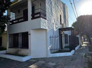 Casa de 8 ambientes, Córdoba · Oportunidad Vendo Casa Cuatro Dorm. Cerro de Las Rosas Villa Centenario