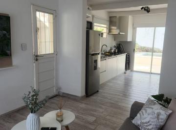 Casa · 100m² · 8 Ambientes · 1 Cochera · Casa en Rio Ceballos